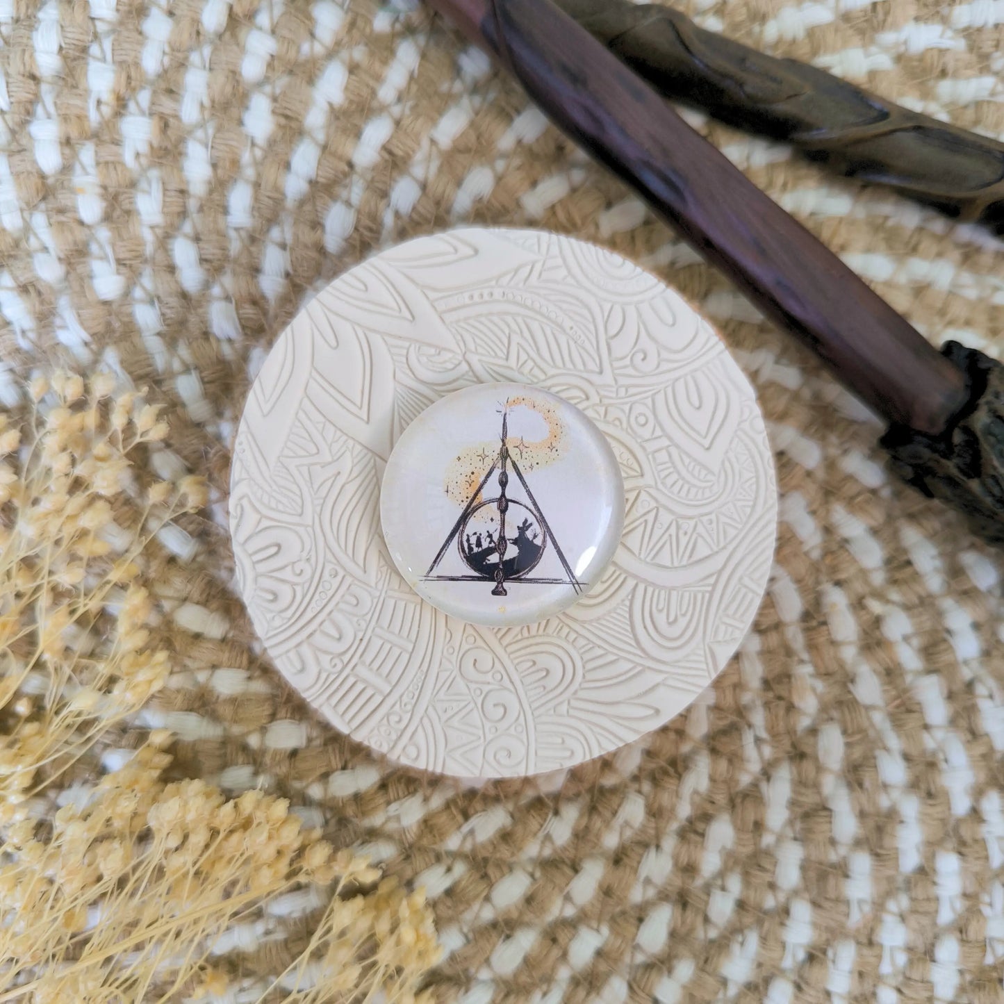Vela aromatica de las Tres Escobas inspirada en Harry Potter